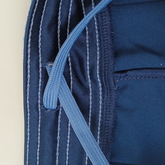 ✨3/$25✨Adidas Navy Athletic Shorts - M - Picture 5 of 8